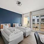 Range - 2 - Kueche - Wlan - Netflix - Balkon - 1-6 Personen *