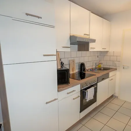 아파트 Range - 2 - Kueche - Wlan - Netflix - Balkon - 1-6 Personen *