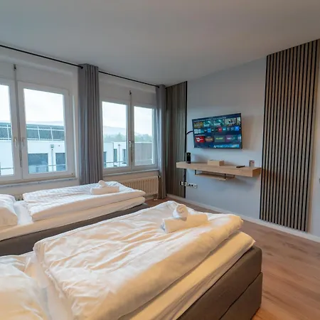 Range - 2 - Kueche - Wlan - Netflix - Balkon - 1-6 Personen דירה *