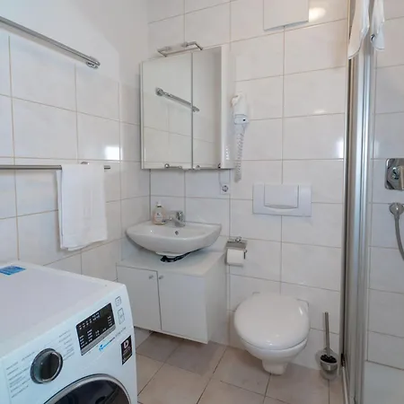 Apartment Range - - Kueche - Wlan - Netflix - Bis Zu 7 Personen *