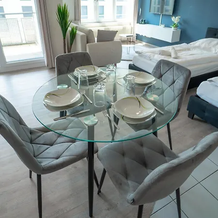 Apartment Range - - Kueche - Wlan - Netflix - Bis Zu 7 Personen *