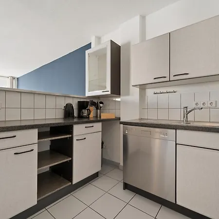 Range - 2 - Kueche - Wlan - Netflix - Balkon - 1-6 Personen Апартаменты